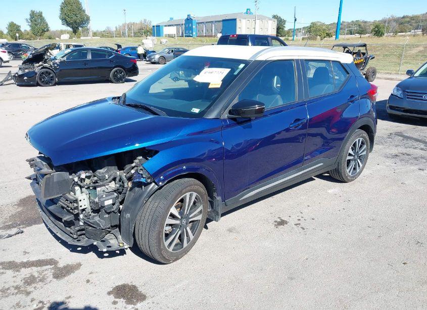 Photo 2 of 2019 Nissan Kicks SR (VIN 3N1CP5CUXKL480478)