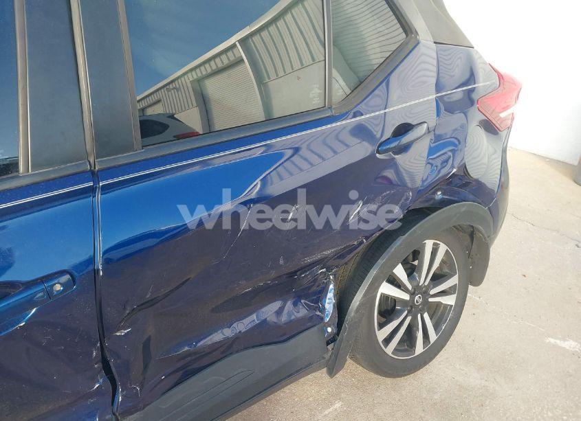 Photo 6 of 2019 Nissan Kicks SV (VIN 3N1CP5CUXKL482280)