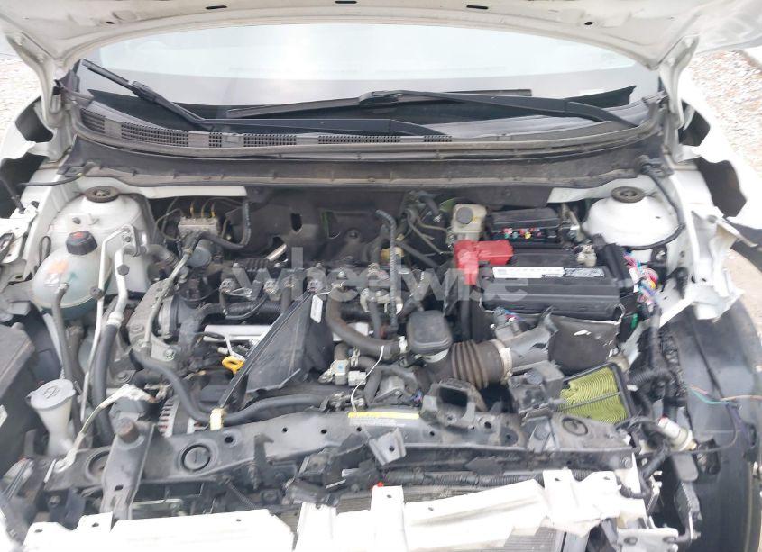 Photo 10 of 2019 Nissan Kicks S (VIN 3N1CP5CUXKL506254)