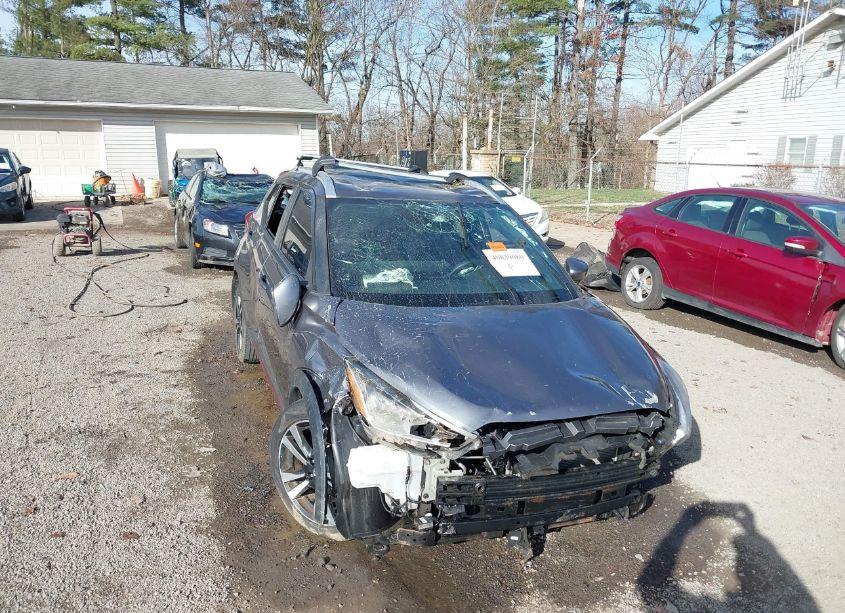 Photo 6 of 2019 Nissan Kicks SV (VIN 3N1CP5CUXKL506996)