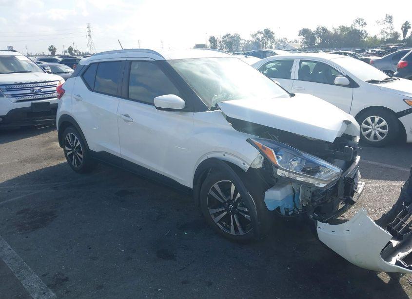 2020 Nissan Kicks SV XTRONIC CVT (VIN 3N1CP5CV0LL489040) main photo