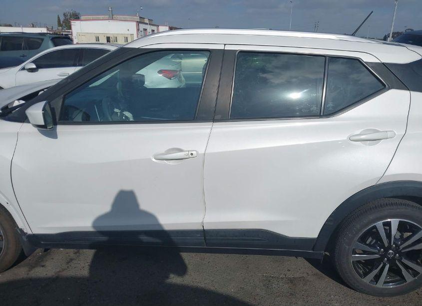 Photo 15 of 2020 Nissan Kicks SV XTRONIC CVT (VIN 3N1CP5CV0LL489040)