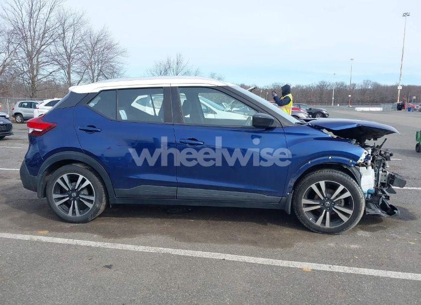 Photo 13 of 2020 Nissan Kicks SV XTRONIC CVT (VIN 3N1CP5CV0LL491662)