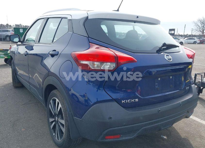 Photo 3 of 2020 Nissan Kicks SV XTRONIC CVT (VIN 3N1CP5CV0LL491662)