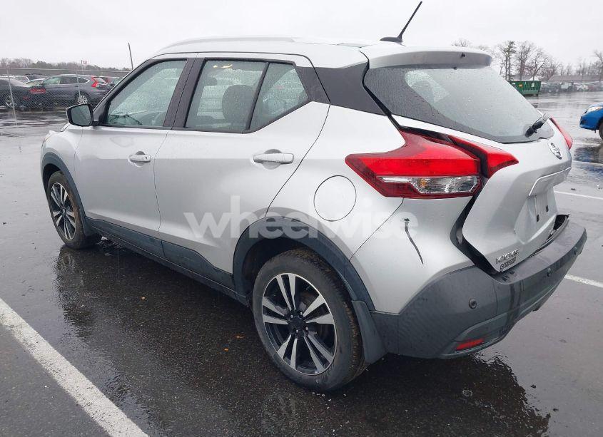 Photo 3 of 2020 Nissan Kicks SV XTRONIC CVT (VIN 3N1CP5CV0LL547650)