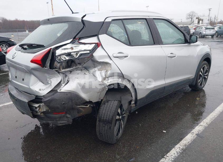 Photo 4 of 2020 Nissan Kicks SV XTRONIC CVT (VIN 3N1CP5CV0LL547650)