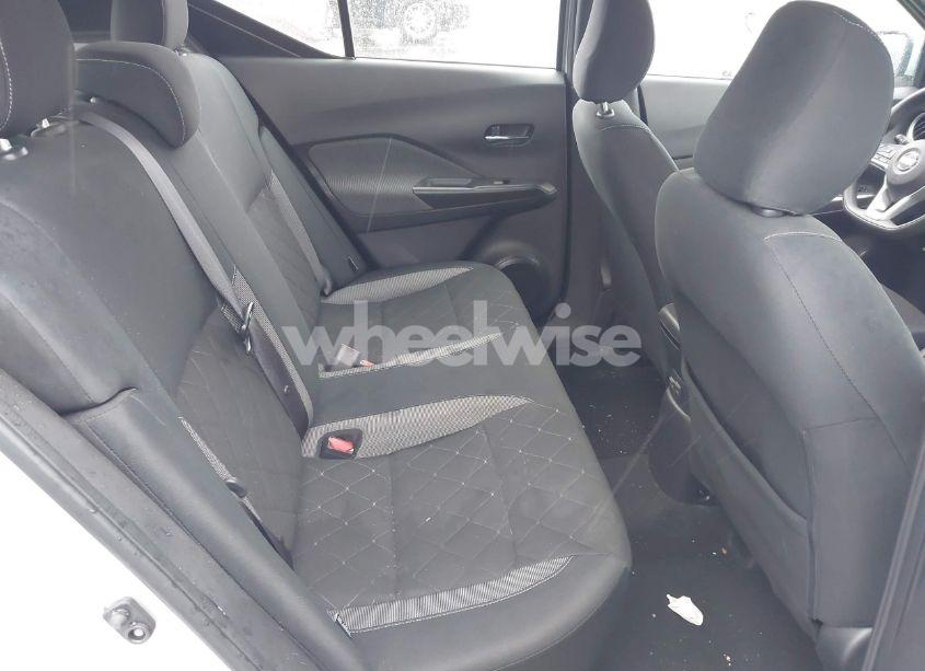 Photo 8 of 2020 Nissan Kicks SV XTRONIC CVT (VIN 3N1CP5CV0LL547650)