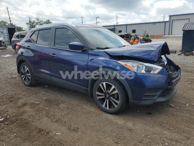 Photo 2 of 2020 NISSAN KICKS SV (VIN 3N1CP5CV0LL554646)