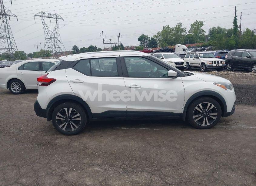 Photo 14 of 2020 Nissan Kicks SV XTRONIC CVT (VIN 3N1CP5CV0LL556932)