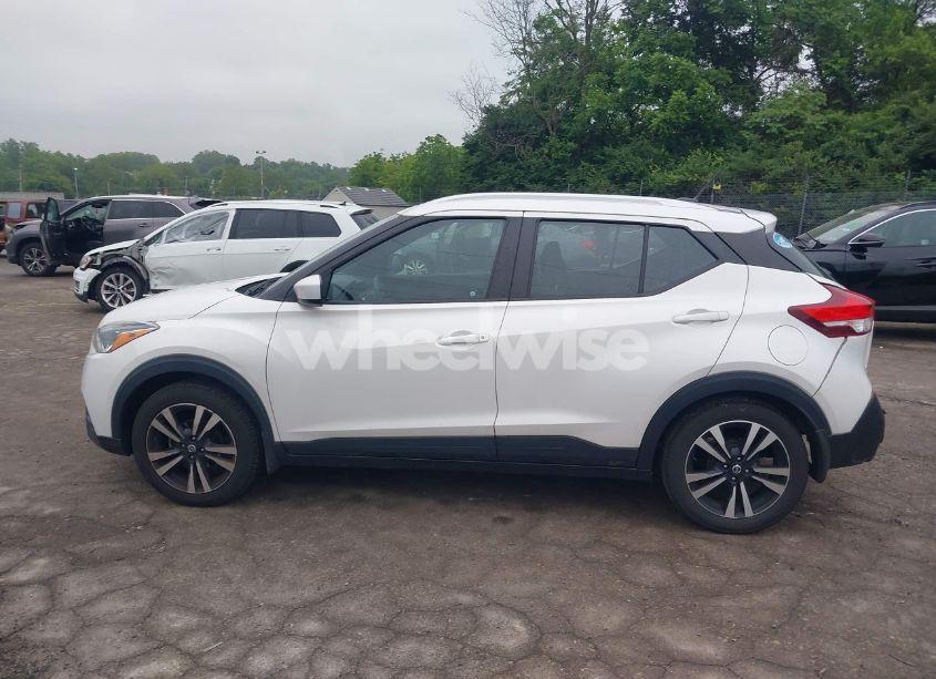 Photo 15 of 2020 Nissan Kicks SV XTRONIC CVT (VIN 3N1CP5CV0LL556932)