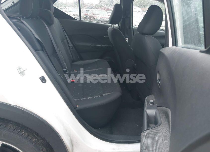 Photo 8 of 2020 Nissan Kicks SV XTRONIC CVT (VIN 3N1CP5CV0LL556932)