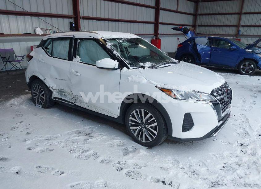 2021 Nissan Kicks SV XTRONIC CVT (VIN 3N1CP5CV0ML482865) main photo