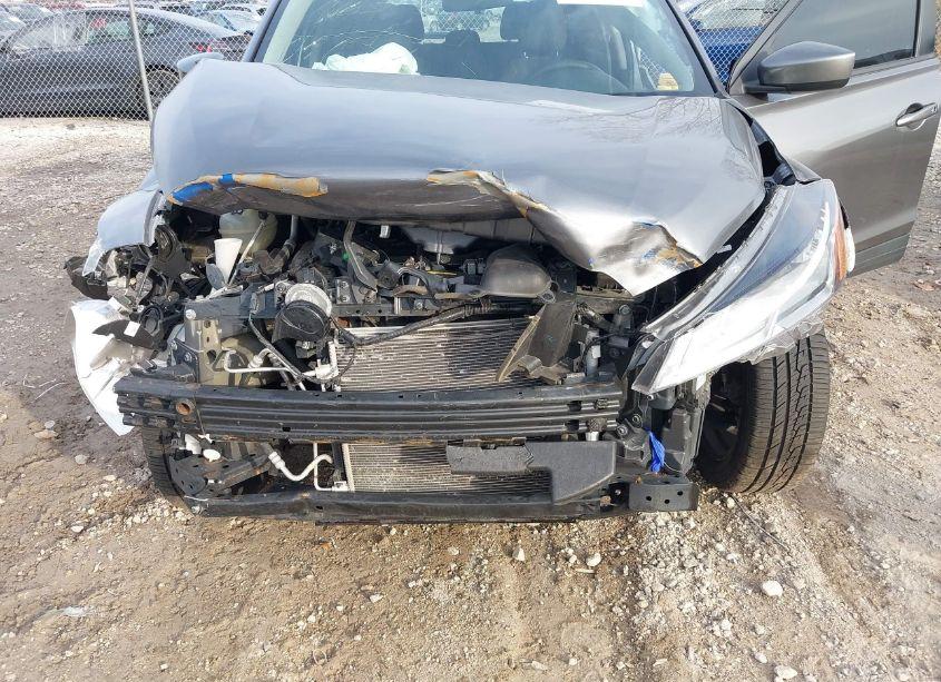 Photo 6 of 2021 Nissan Kicks SV XTRONIC CVT (VIN 3N1CP5CV0ML483630)