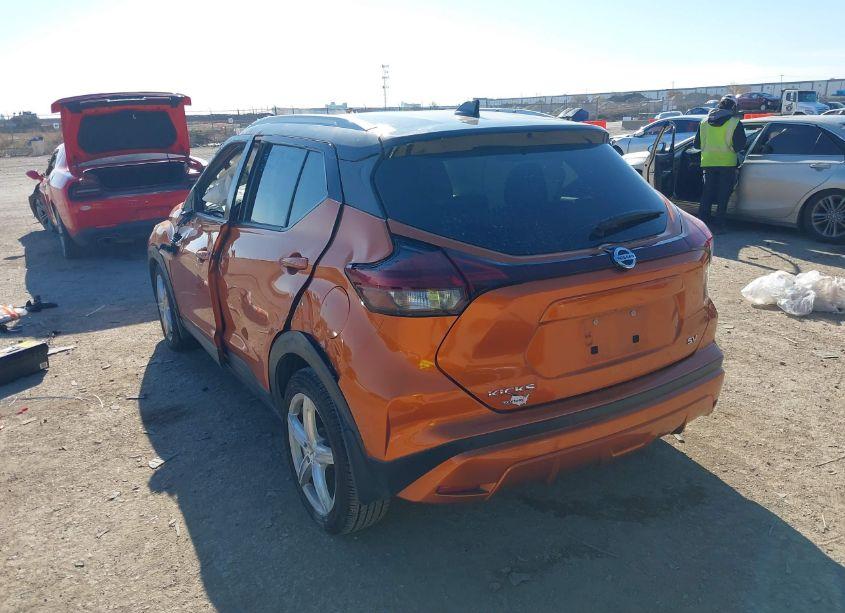 Photo 3 of 2021 Nissan Kicks SV XTRONIC CVT (VIN 3N1CP5CV0ML517789)