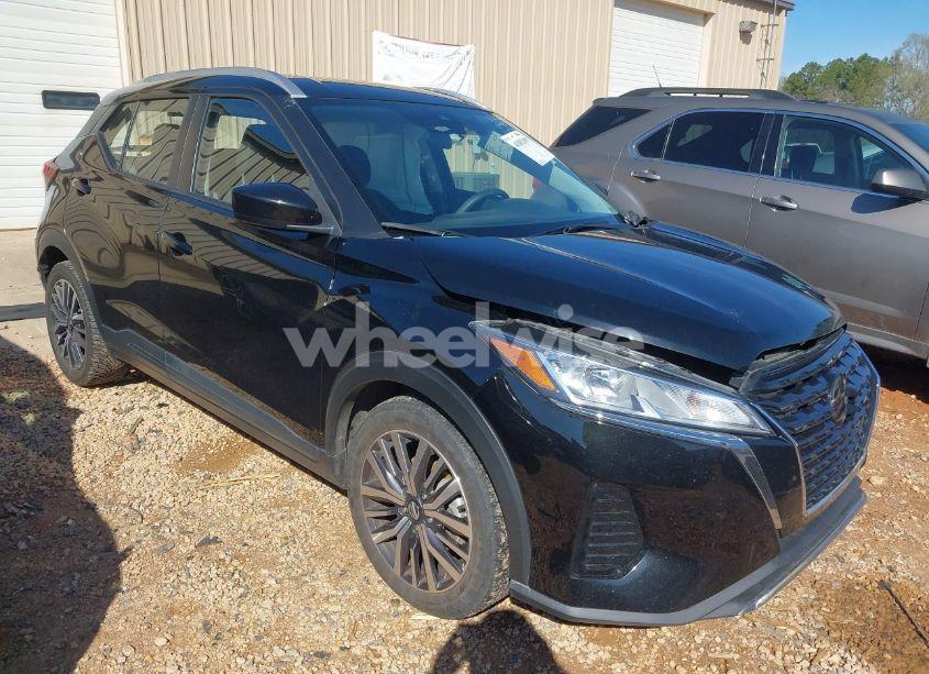 2021 Nissan Kicks SV XTRONIC CVT (VIN 3N1CP5CV0ML526153) main photo