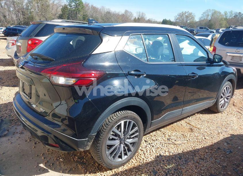 Photo 4 of 2021 Nissan Kicks SV XTRONIC CVT (VIN 3N1CP5CV0ML526153)