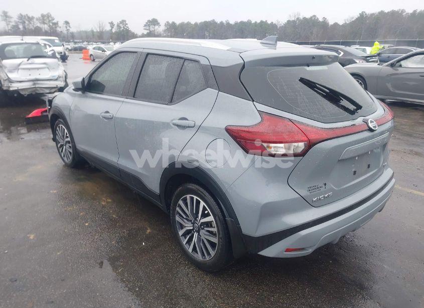 Photo 3 of 2021 Nissan Kicks SV XTRONIC CVT (VIN 3N1CP5CV0ML559136)