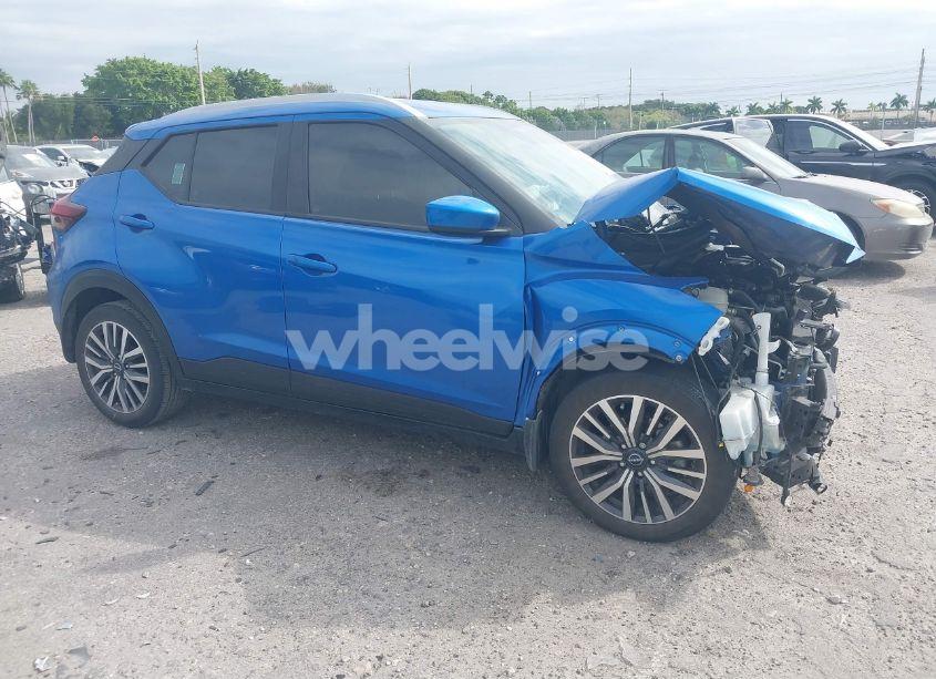 2022 Nissan Kicks SV XTRONIC CVT (VIN 3N1CP5CV0NL481099) main photo