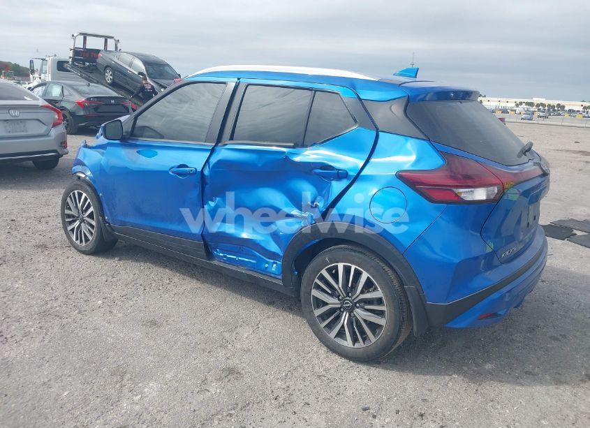 Photo 3 of 2022 Nissan Kicks SV XTRONIC CVT (VIN 3N1CP5CV0NL481099)