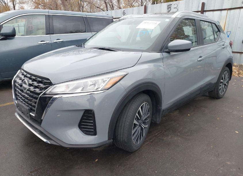 Photo 2 of 2022 Nissan Kicks SV XTRONIC CVT (VIN 3N1CP5CV0NL499778)