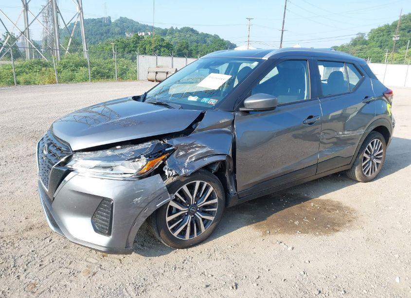 Photo 2 of 2023 Nissan Kicks SV XTRONIC CVT (VIN 3N1CP5CV0PL500267)