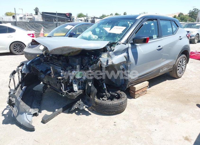 Photo 2 of 2023 Nissan Kicks SV XTRONIC CVT (VIN 3N1CP5CV0PL545306)