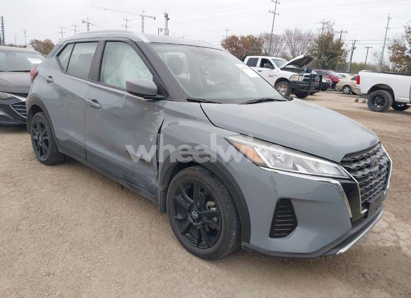 2023 Nissan Kicks SV XTRONIC CVT (VIN 3N1CP5CV0PL566494) main photo