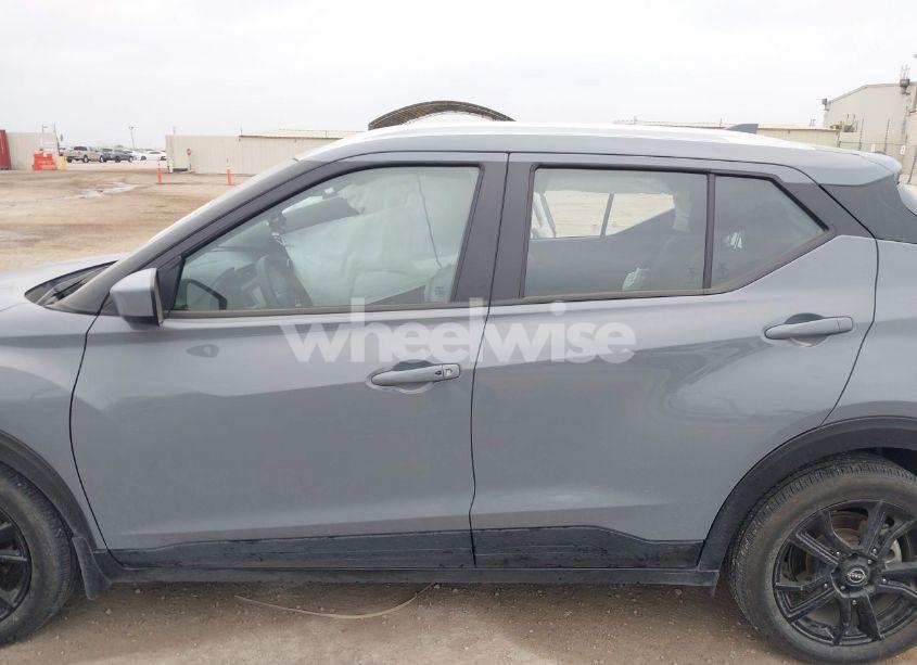 Photo 14 of 2023 Nissan Kicks SV XTRONIC CVT (VIN 3N1CP5CV0PL566494)