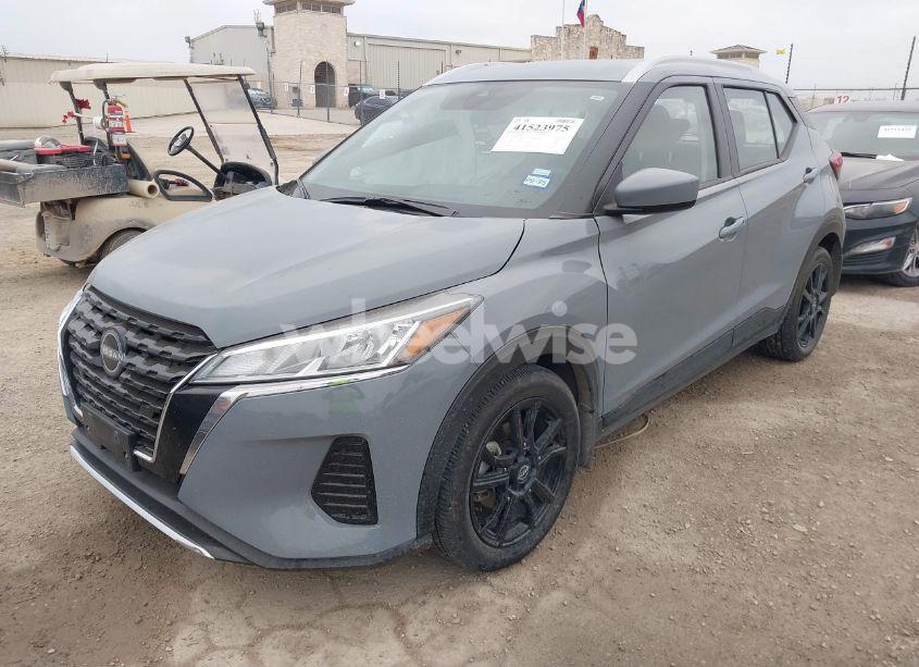 Photo 2 of 2023 Nissan Kicks SV XTRONIC CVT (VIN 3N1CP5CV0PL566494)