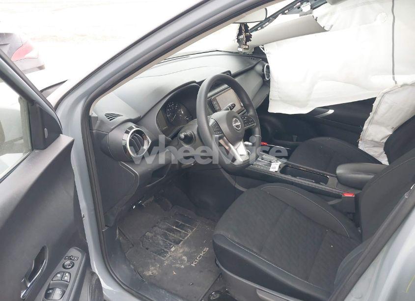 Photo 5 of 2023 Nissan Kicks SV XTRONIC CVT (VIN 3N1CP5CV0PL566494)