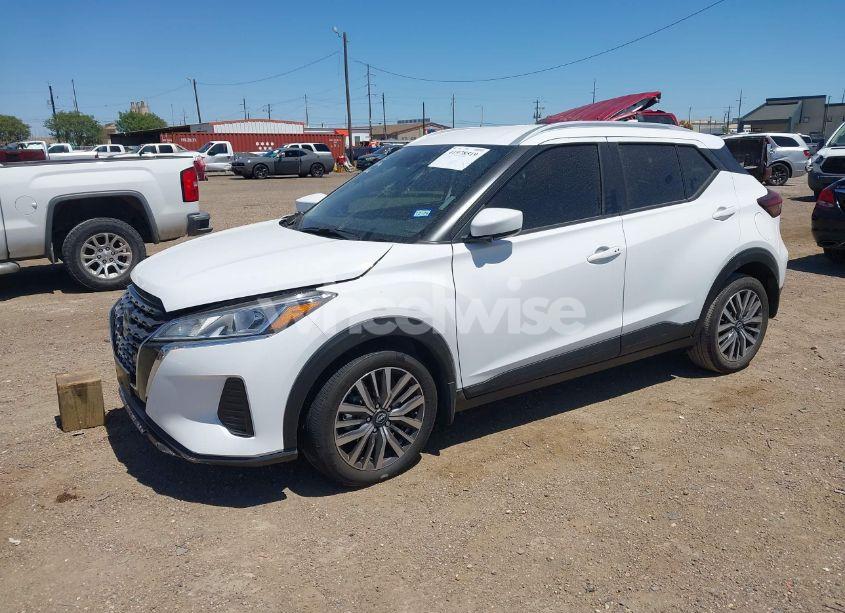 Photo 2 of 2024 Nissan Kicks SV XTRONIC CVT (VIN 3N1CP5CV0RL482954)