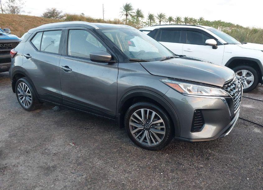 2024 Nissan Kicks SV XTRONIC CVT (VIN 3N1CP5CV0RL492366) main photo