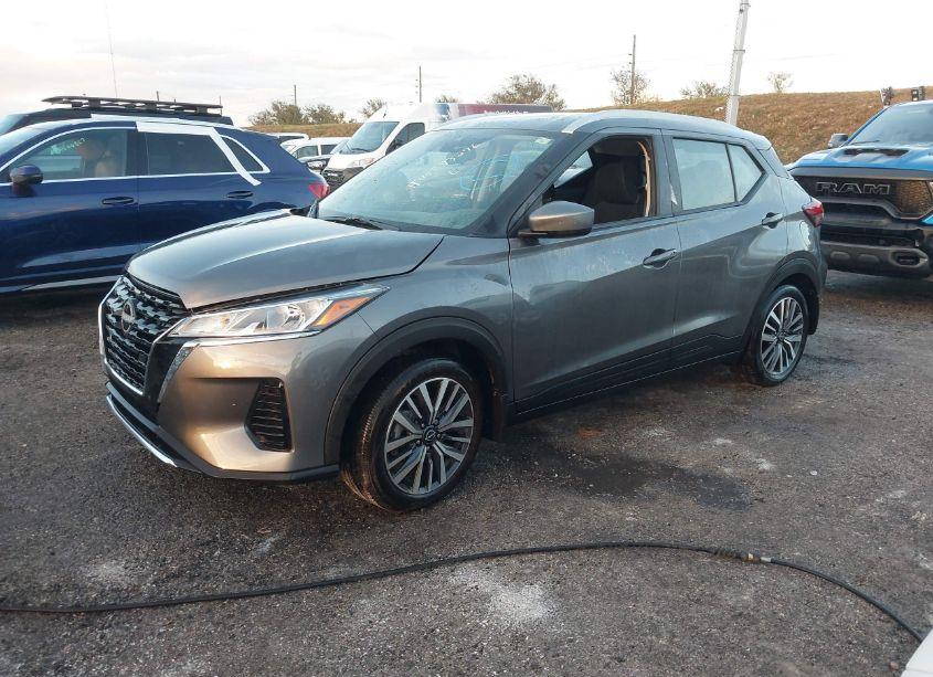 Photo 2 of 2024 Nissan Kicks SV XTRONIC CVT (VIN 3N1CP5CV0RL492366)