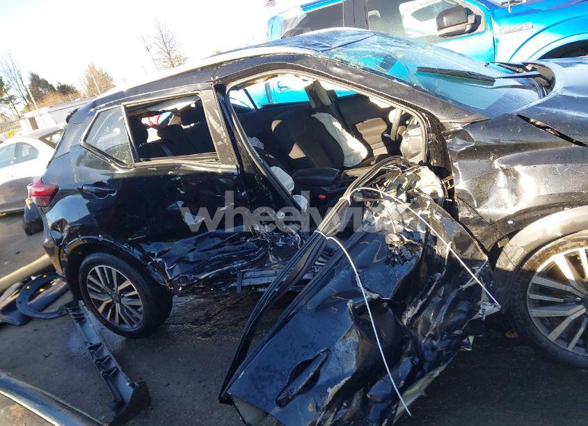 Photo 14 of 2024 Nissan Kicks SV XTRONIC CVT (VIN 3N1CP5CV0RL516682)