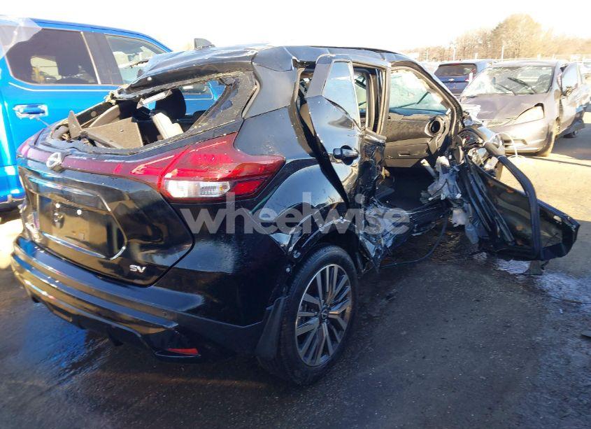Photo 4 of 2024 Nissan Kicks SV XTRONIC CVT (VIN 3N1CP5CV0RL516682)