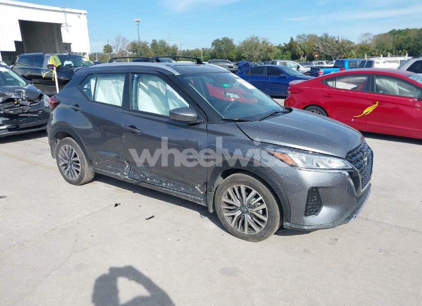 2024 Nissan Kicks SV XTRONIC CVT (VIN 3N1CP5CV0RL528296) main photo