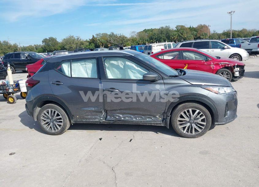Photo 13 of 2024 Nissan Kicks SV XTRONIC CVT (VIN 3N1CP5CV0RL528296)