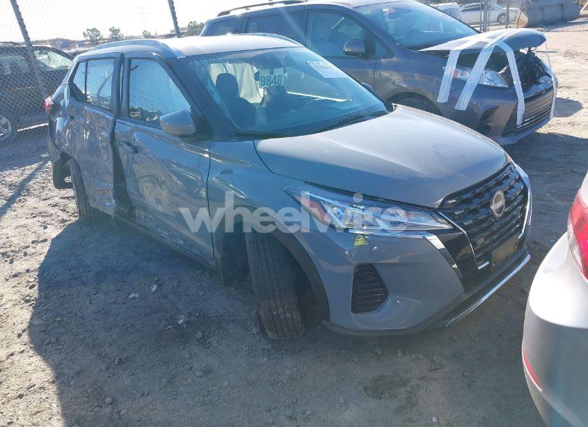 2024 Nissan Kicks SV XTRONIC CVT (VIN 3N1CP5CV0RL552243) main photo