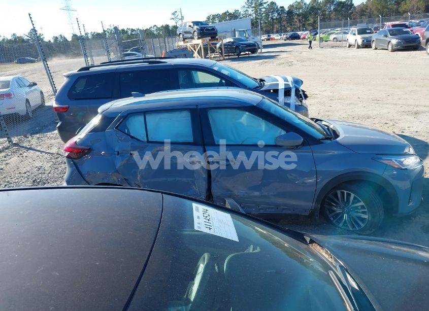 Photo 13 of 2024 Nissan Kicks SV XTRONIC CVT (VIN 3N1CP5CV0RL552243)