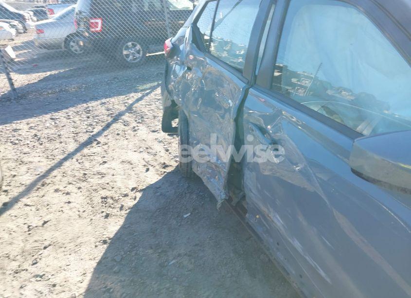 Photo 6 of 2024 Nissan Kicks SV XTRONIC CVT (VIN 3N1CP5CV0RL552243)