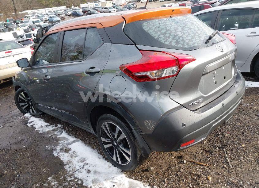 Photo 3 of 2020 Nissan Kicks SV XTRONIC CVT (VIN 3N1CP5CV1LL490617)