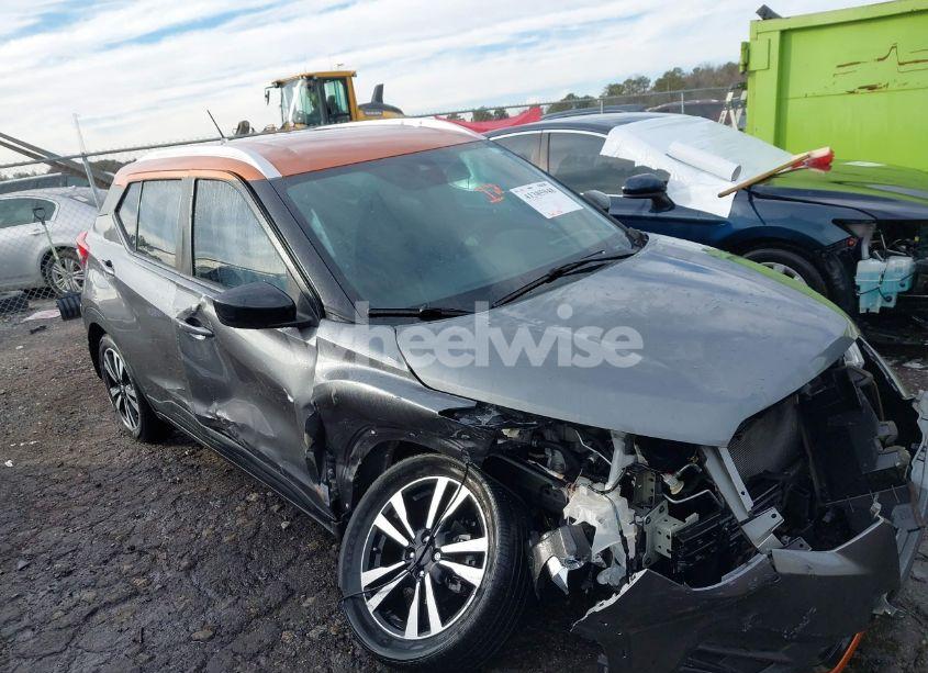 Photo 6 of 2020 Nissan Kicks SV XTRONIC CVT (VIN 3N1CP5CV1LL490617)