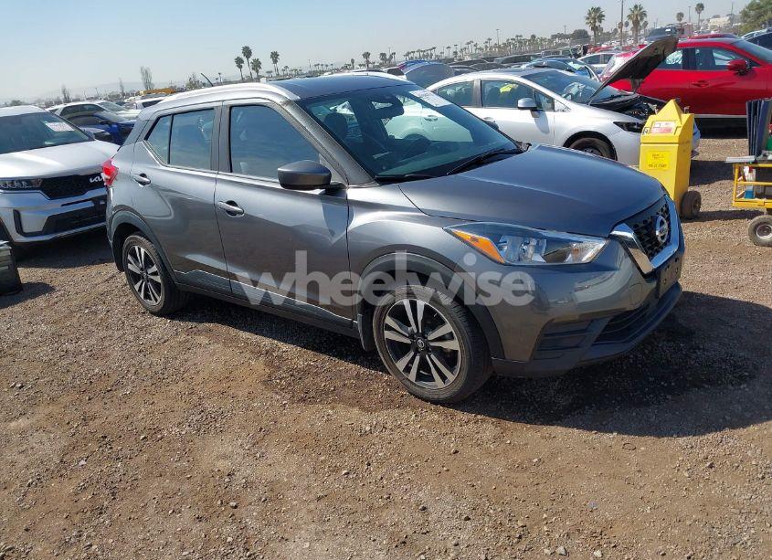 2020 Nissan Kicks SV XTRONIC CVT (VIN 3N1CP5CV1LL508954) main photo