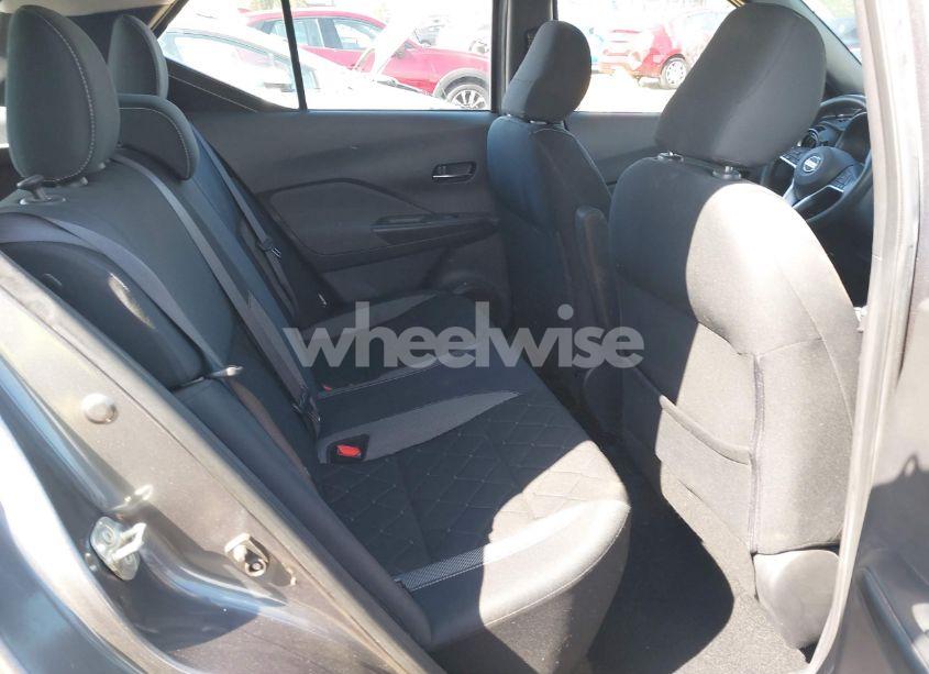 Photo 8 of 2020 Nissan Kicks SV XTRONIC CVT (VIN 3N1CP5CV1LL508954)