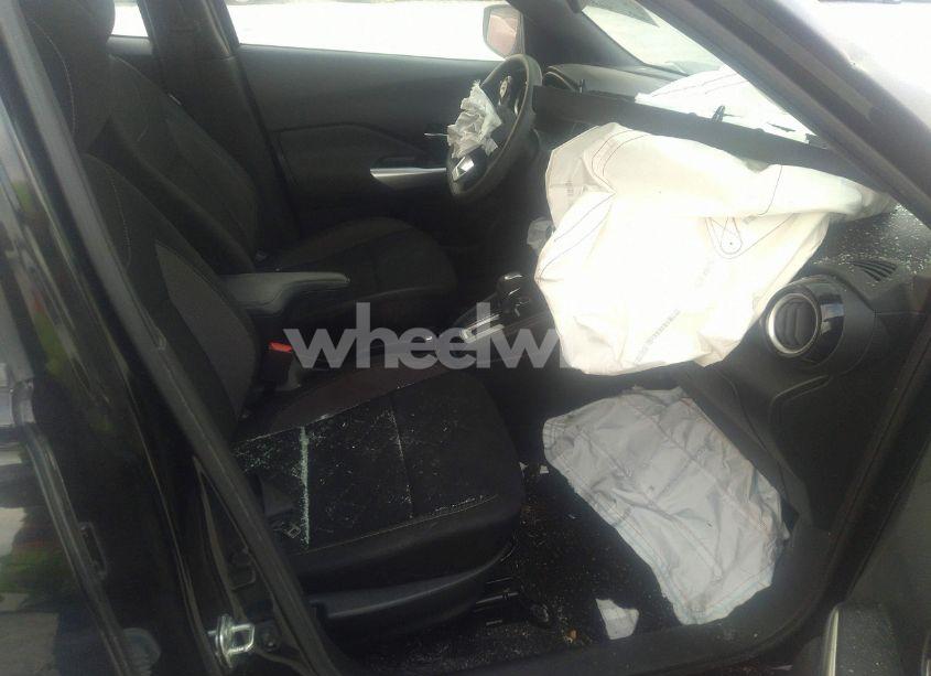 Photo 5 of 2020 Nissan Kicks SV XTRONIC CVT (VIN 3N1CP5CV1LL532882)