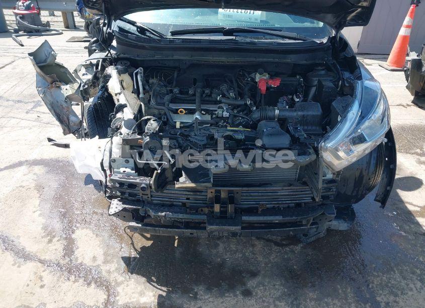 Photo 10 of 2020 Nissan Kicks SV XTRONIC CVT (VIN 3N1CP5CV1LL550945)