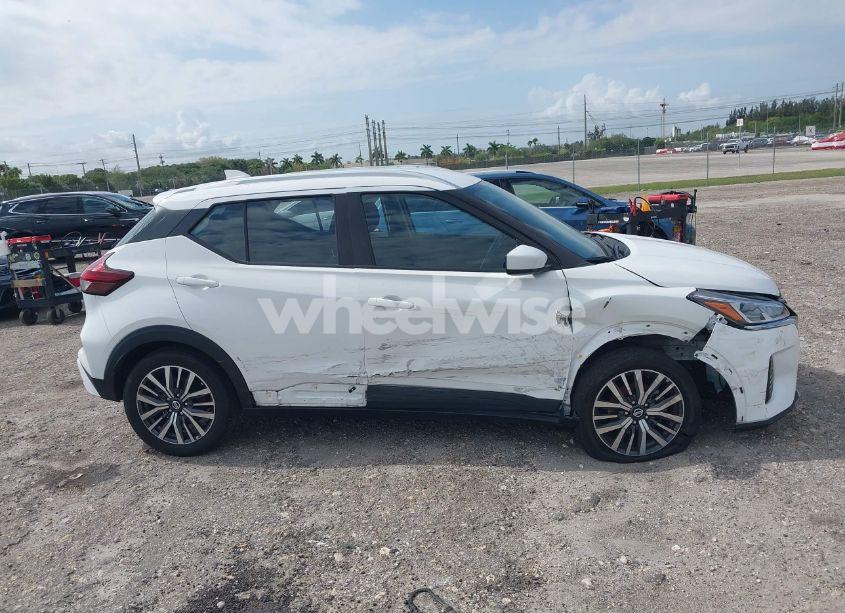 Photo 13 of 2021 Nissan Kicks SV XTRONIC CVT (VIN 3N1CP5CV1ML482759)