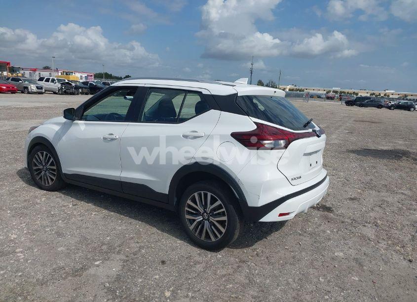 Photo 3 of 2021 Nissan Kicks SV XTRONIC CVT (VIN 3N1CP5CV1ML482759)