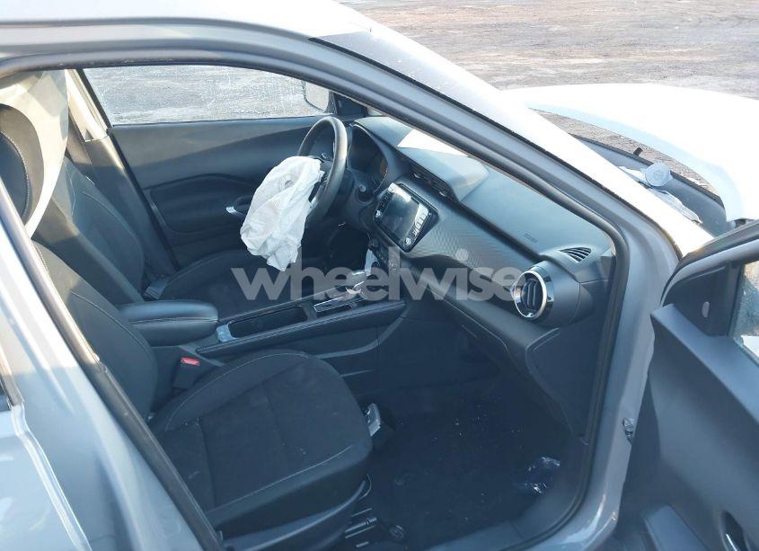 Photo 5 of 2021 Nissan Kicks SV XTRONIC CVT (VIN 3N1CP5CV1ML534035)