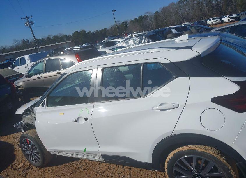 Photo 15 of 2022 Nissan Kicks SV XTRONIC CVT (VIN 3N1CP5CV1NL497621)